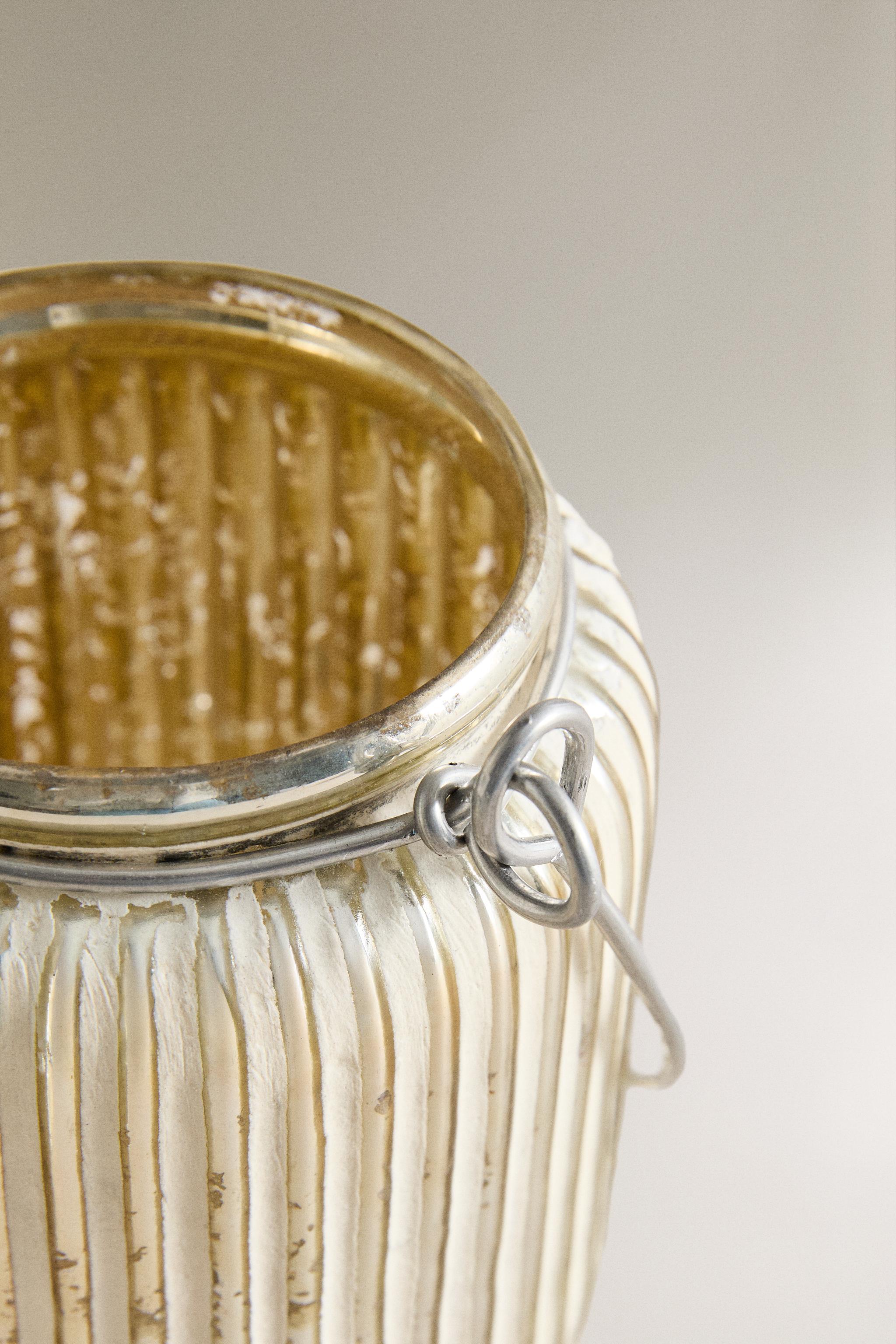 CHRISTMAS GLASS LANTERN WITH HANDLE